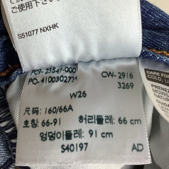 LEVI’S WEDGIE WHITE OAK CONE VINTAGE STYLE JEANS SHORTS - Picture 13 of 13